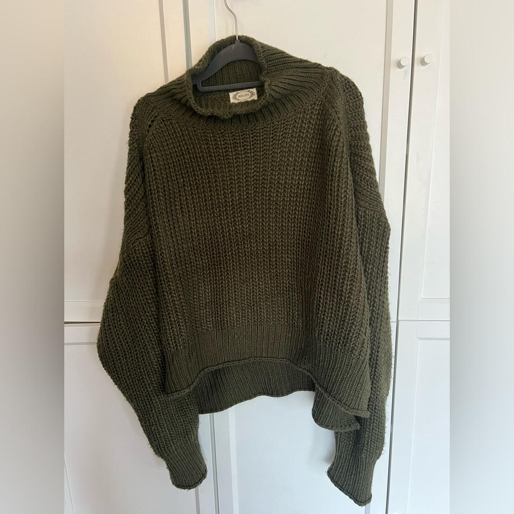 Mia Joy Oversized Knit Sweater
